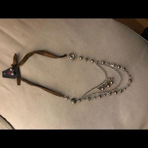 Necklace and earring set